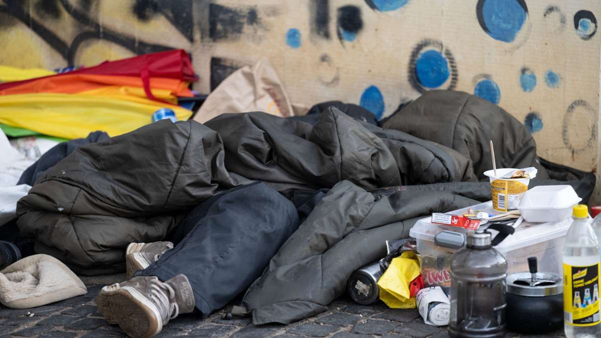 Essen: Obdachlosen unter Druck gesetzt: Ermittlungen gegen Influencer