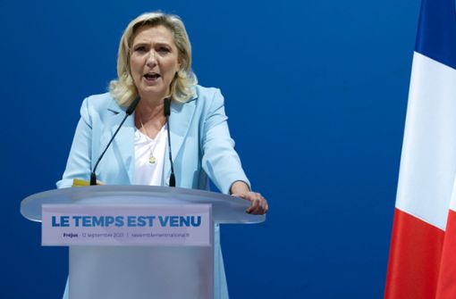 Die französische Rechtspopulisten Marine Le Pen macht sich stark für einen Zusammenschluss rechter Parteien in Europa. Foto: dpa/Daniel Cole