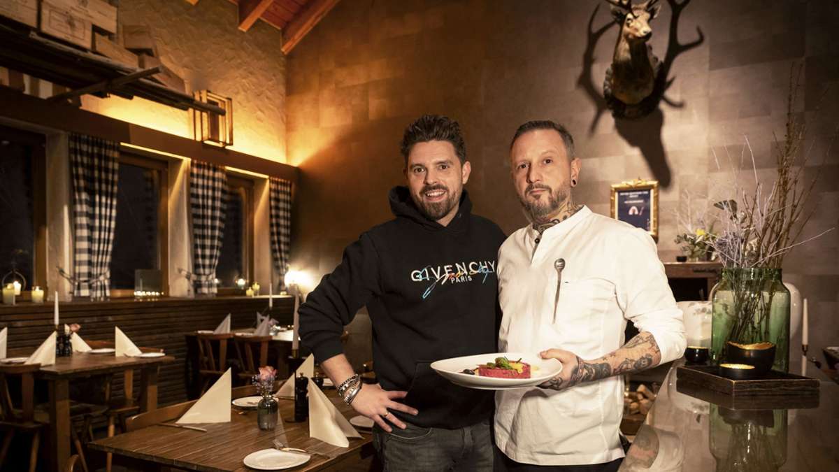 Timo Weitmann (links) mit seinem Schweizer Küchenchef Chris Schäper
