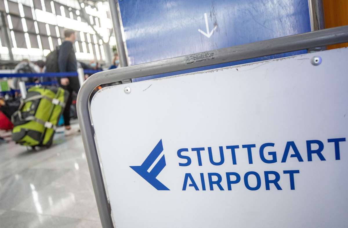Stuttgarter Flughafen: Zwei Haftbefehle vollstreckt – Passagier muss Geldstrafe zahlen