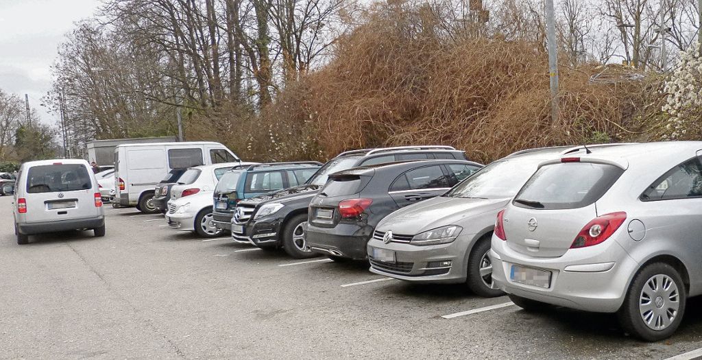 UNTERTüRKHEIM:  Pläne für Verbreiterung der Stellplätze im Ortskern - Mehr Komfort fallen sechs Parkplätze zum Opfer: Engpass auf dem Post-Parkdeck wird behoben