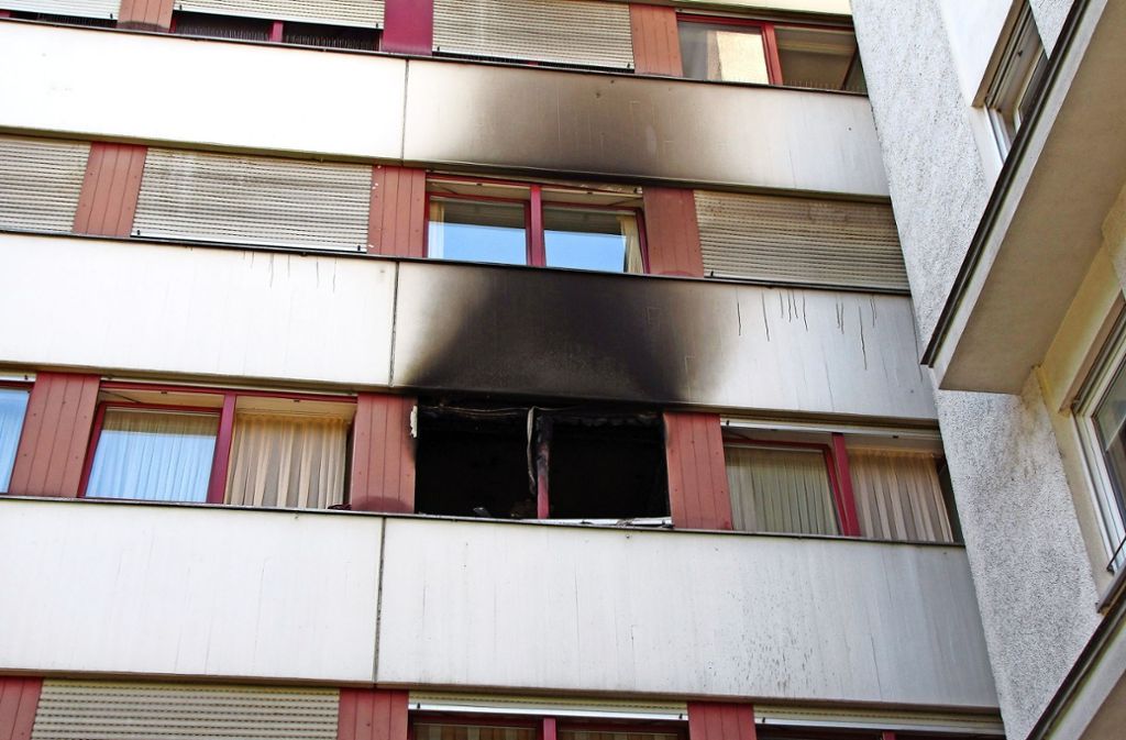 Bad Cannstatt73-jähriger Zimmerbewohner noch im Krankenhaus  – Wohnflügel noch nicht nutzbar: Fahrlässige Brandstiftung als Ursache
