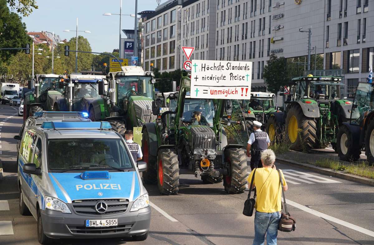 Protest der Landwirte in Stuttgart: Traktoren sorgen kurzzeitig für Verkehrschaos