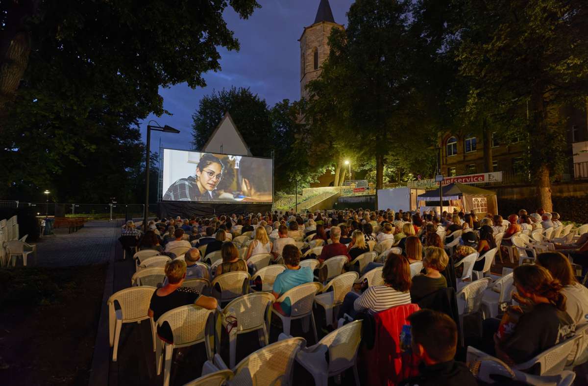 Open-Air-Kinos in der Region: Kinospaß  mit Livemusik, Tanz  und Picknickdecke