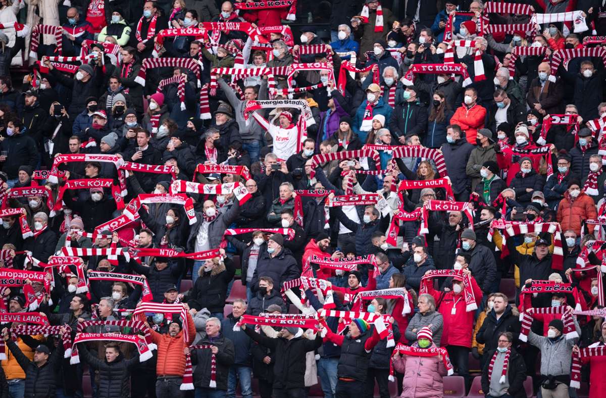 Maskenpflicht beim 1. FC Köln: Irritierende Szenen beim Derby – Bundesligist ändert Stadionordnung