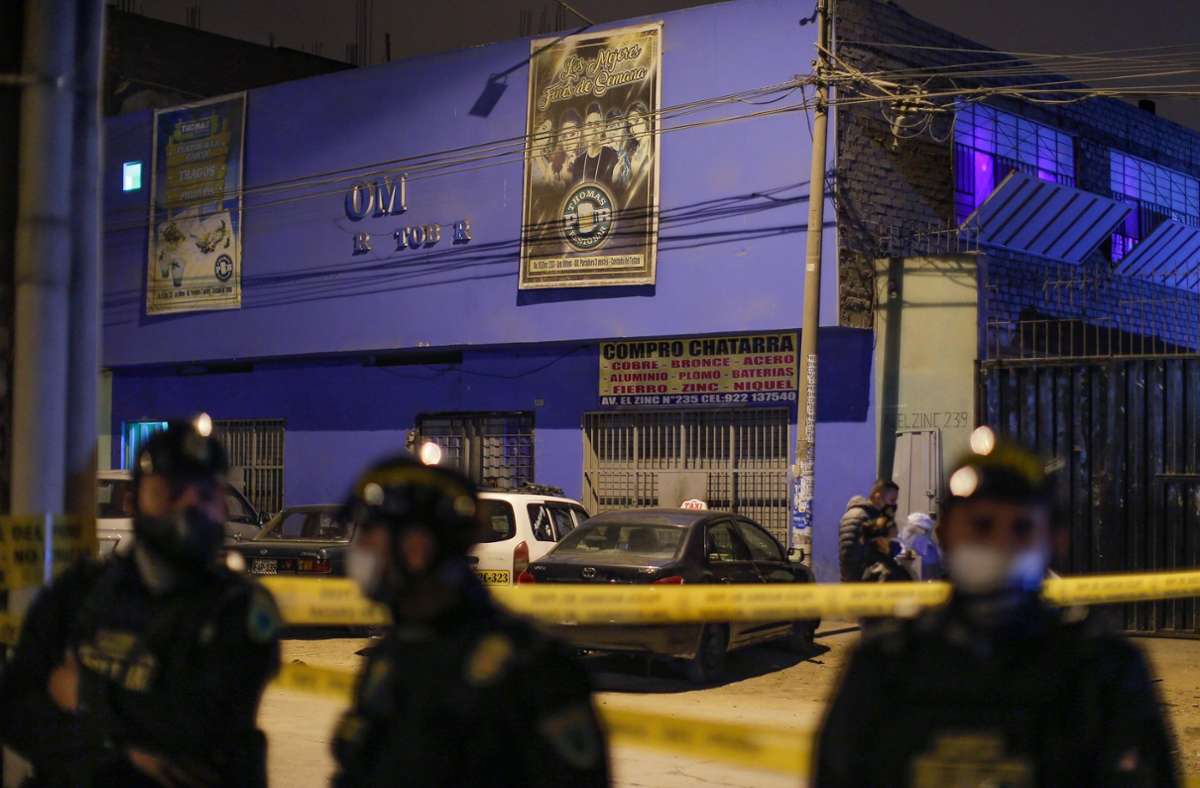 Nachtclub in Lima: 13 Tote nach Massenpanik bei Corona-Razzia