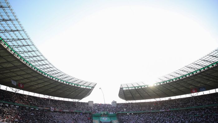 Leipzig startet Pokalfinale mit Forsberg –  Freiburg mit Dreierkette