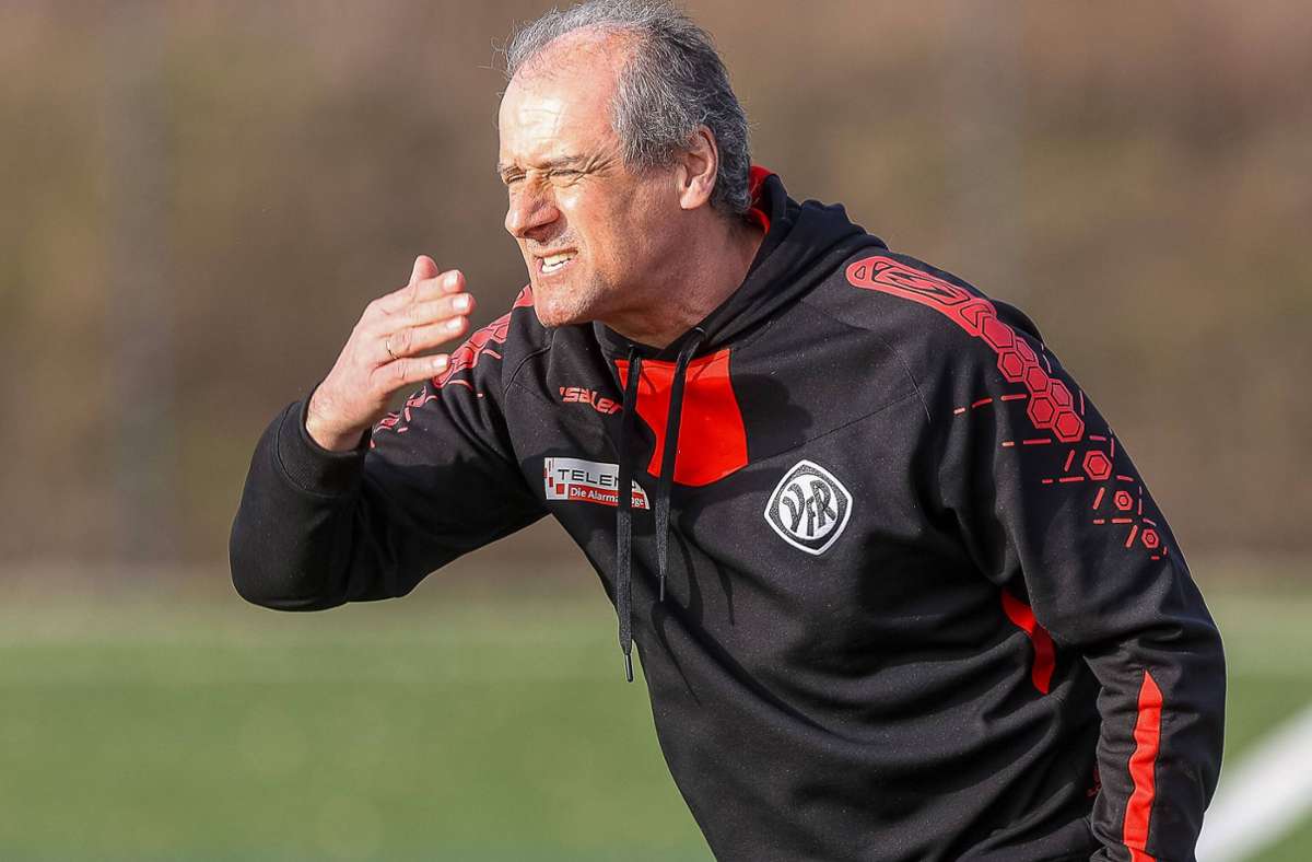 Überraschung in der Fußball-Regionalliga: VfR Aalen besiegt VfB II und wirft danach den Trainer raus