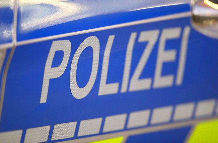 Diebstahl in Stuttgart-Zuffenhausen: Unbekannte klauen Motorroller – Zeugen gesucht