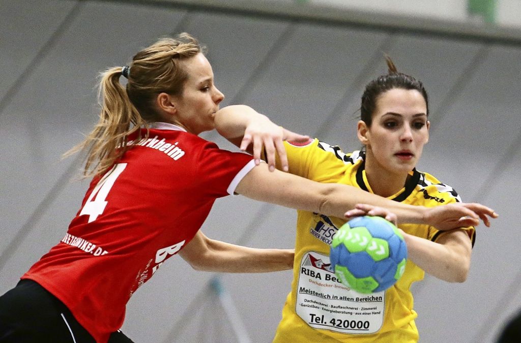 Im Handball-Lokalderby trennen sich die HSG Oberer Neckar und der TV Obertürkheim 17:17: Spannend bis zum Schluss