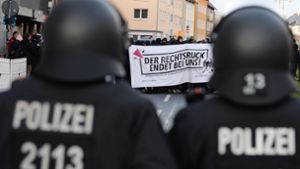 AfD-Gegner blockieren Zufahrtsstraßen in Braunschweig