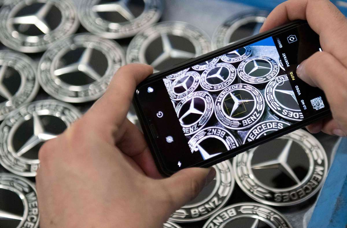 Sparkurs bei Daimler: Autobauer sieht erste Signale für Erholung
