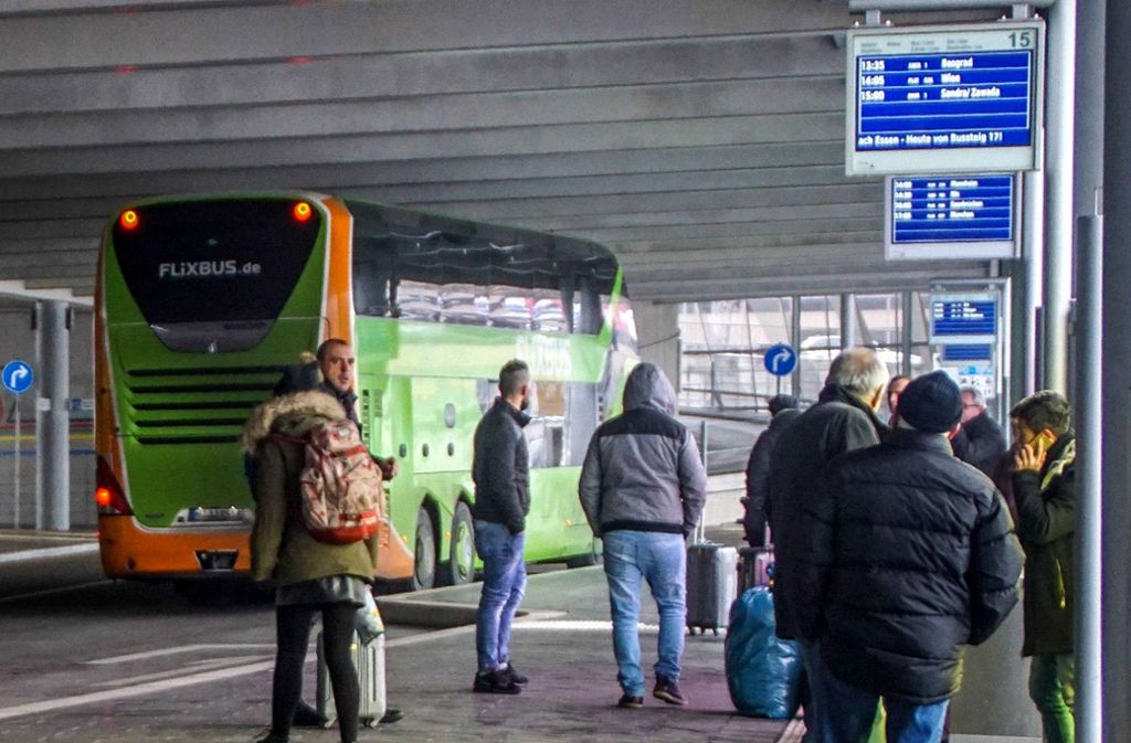 Initiative der Finanzministerin: Gleiche Steuern für Bus und Bahn?