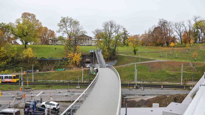 Radwegbau in Stuttgart: Die Treppe auf dem Radweg am Rosenstein bleibt weiter erhalten