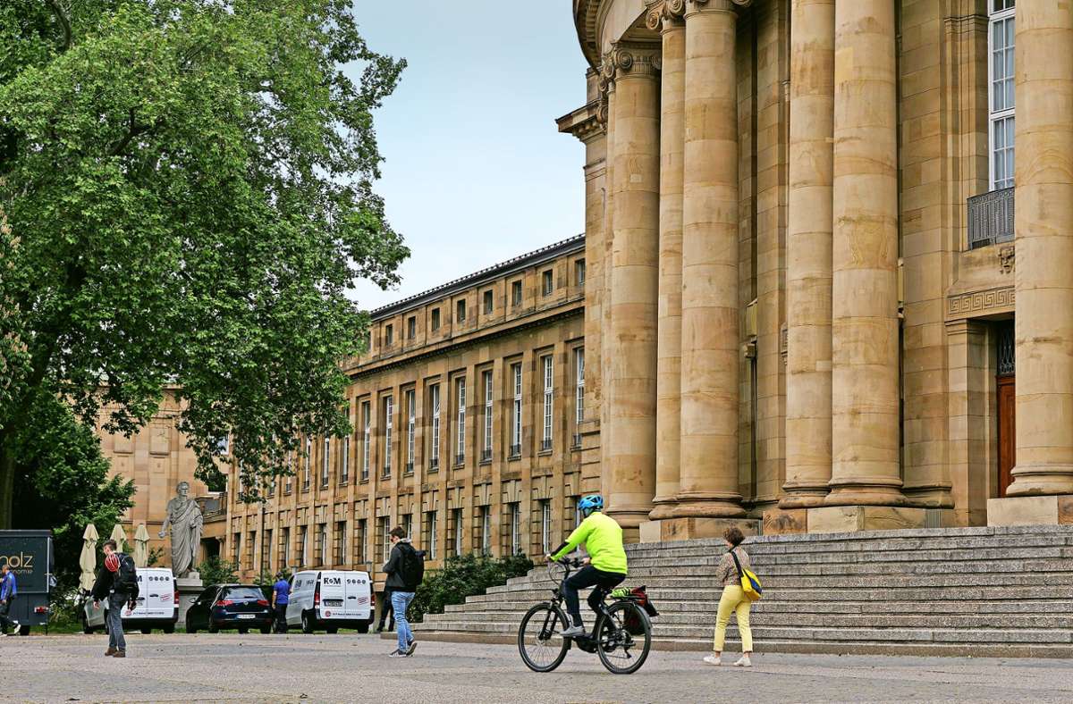Konflikt mit Hauptradroute in Stuttgart beendet: Grünes Licht für Außengastro vor der Oper