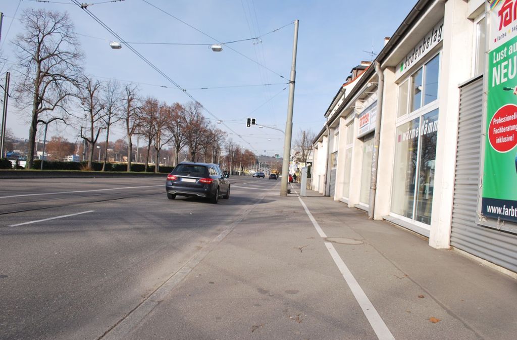 Grüne wollen für die Umsetzung der Hauptradroute den Parkstreifen streichen: Radweg in der Mercedesstraße gefordert