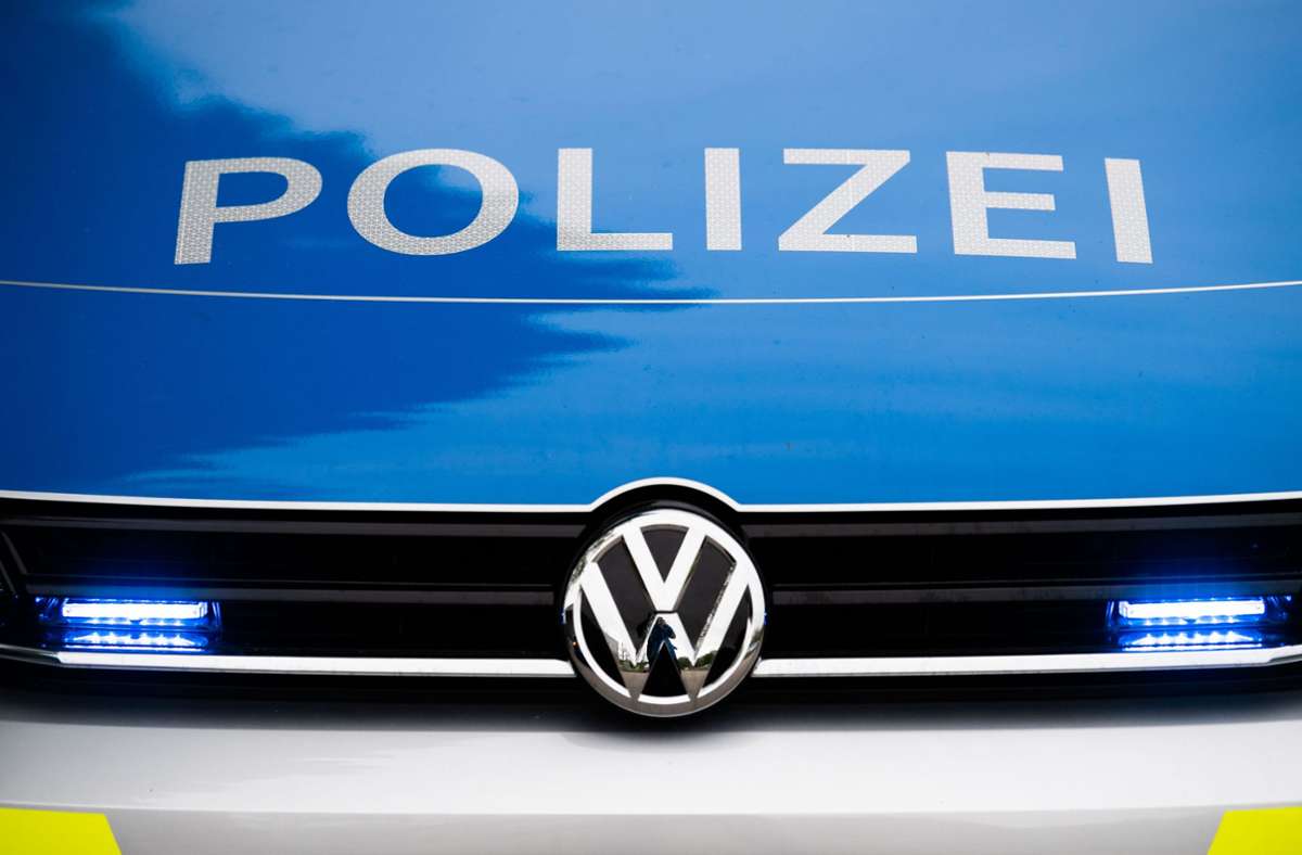 Stuttgart-Bad Cannstatt: Polizei schließtGaststätte
