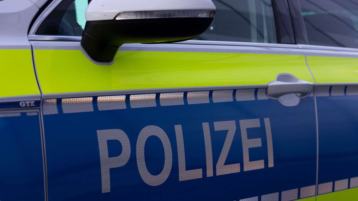 Schwäbisch Hall: Unbekannter schlägt und tritt 26-Jährige – Polizei sucht Zeugen