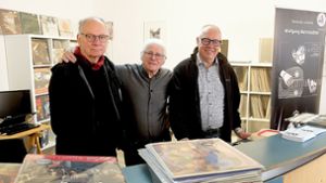Drei Senioren leben in Bad Cannstatt ihre Leidenschaft für Vinyl