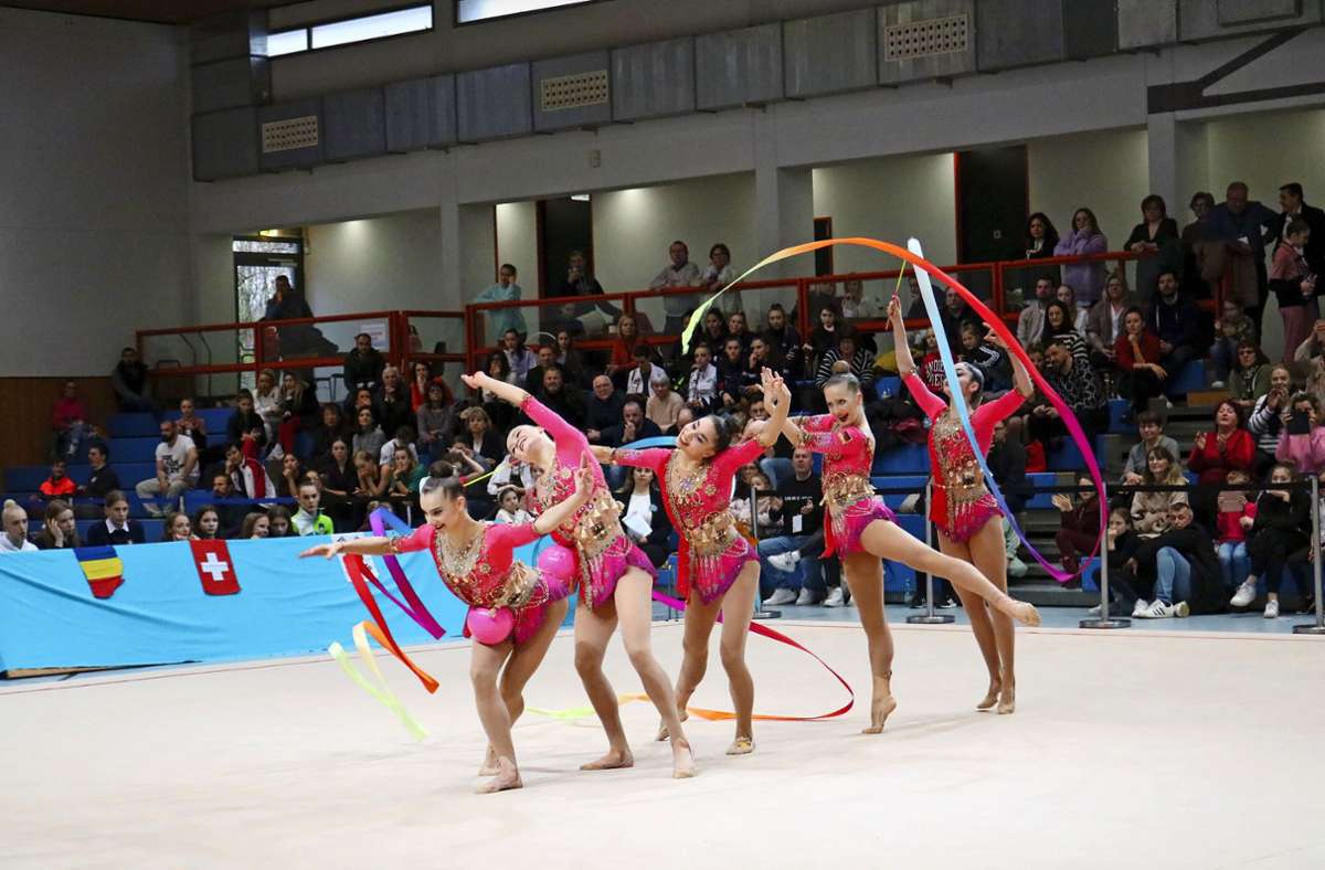 Rhythmische Sportgymnastik: TSV Schmiden: Viel  Glanz in Taschkent