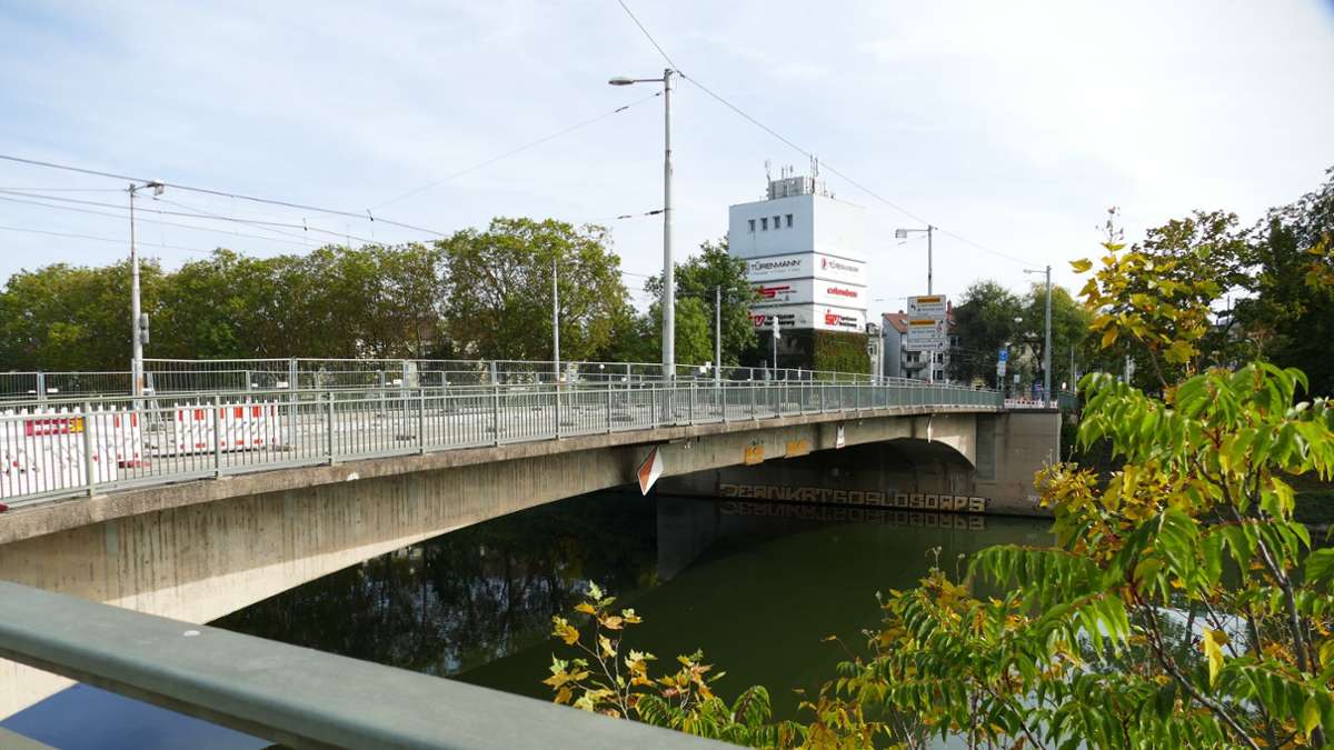 Marode Neckarbrücken in Stuttgart: Ende einer Ära - Über 70 Jahre alte Rosensteinbrücke wird abgerissen