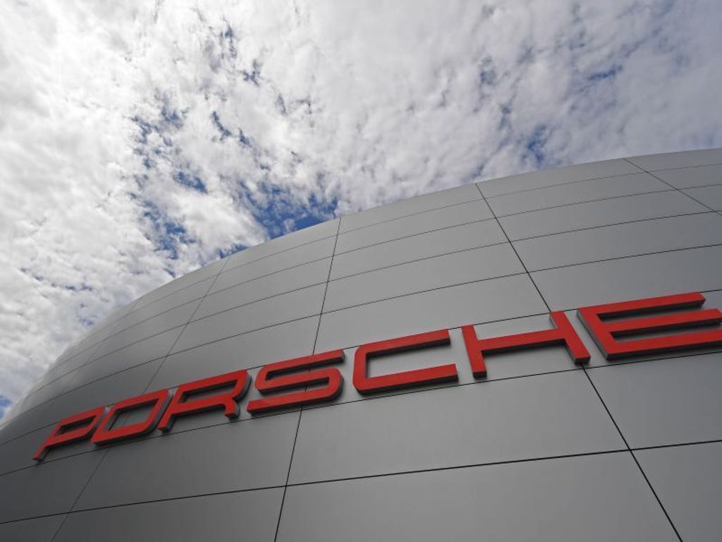 Der Stuttgarter Autobauer weist die Vorwürfe zurück: Porsche will nach Diesel-Razzia Sichtung von Unterlagen verhindern