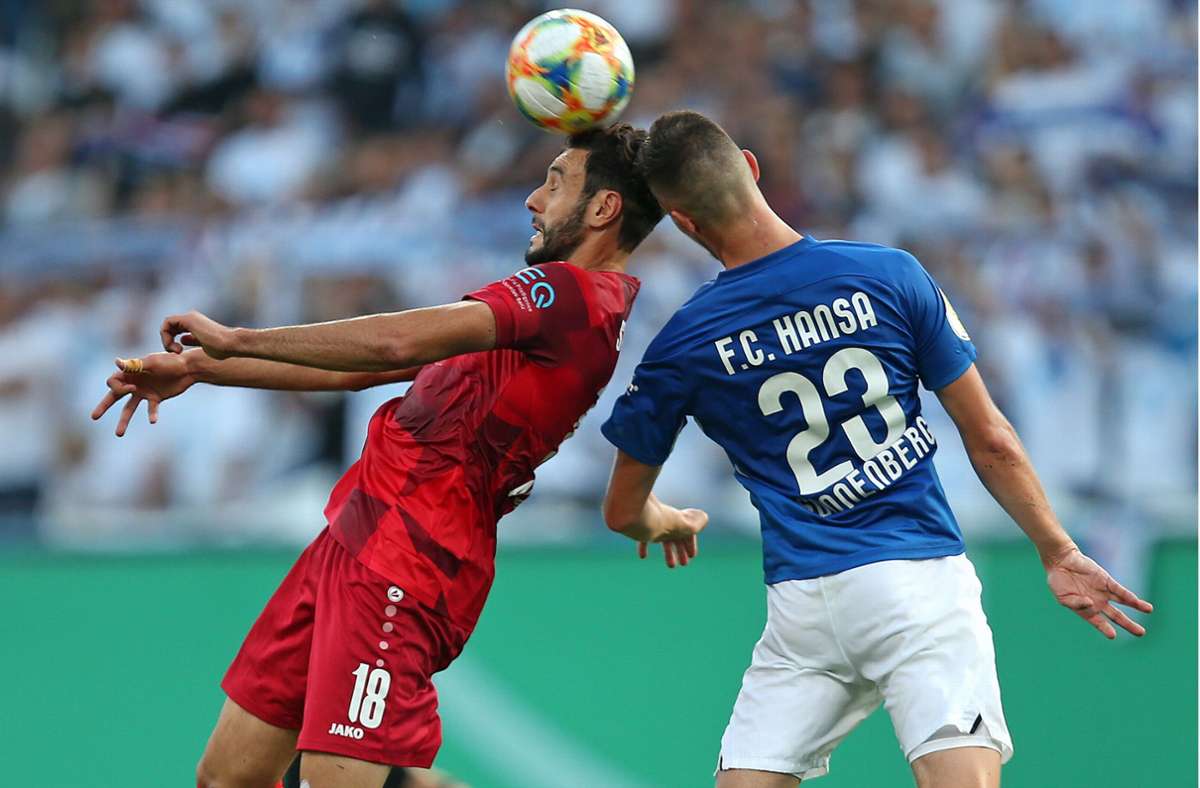Vor Pokalspiel gegen den VfB Stuttgart: Hansa Rostock appelliert an Fans: Hygiene-Konzept einhalten