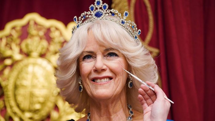 Madame Tussauds enthüllt neue Figur von Königsgemahlin Camilla