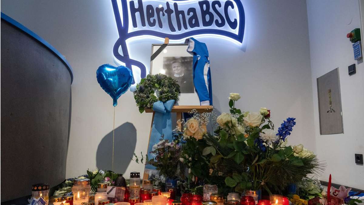 Nach Tod von Hertha-Präsident Bernstein: Besondere Andacht in Stadion-Kapelle