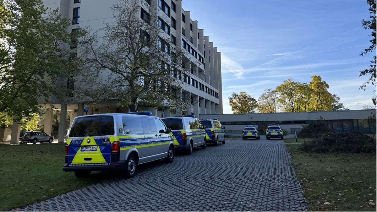 Karlsruhe und Mannheim betroffen: Bombendrohungen an mehreren Schulen in Deutschland