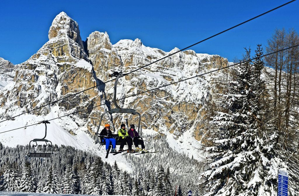 Zahlreiche Baden-Württemberger sind derzeit zum Skifahren in Südtirol. Foto: imago/blickwinkel/G. Fischer