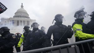 68 Festnahmen bei Unruhen am US-Kapitol –  56 Polizisten verletzt