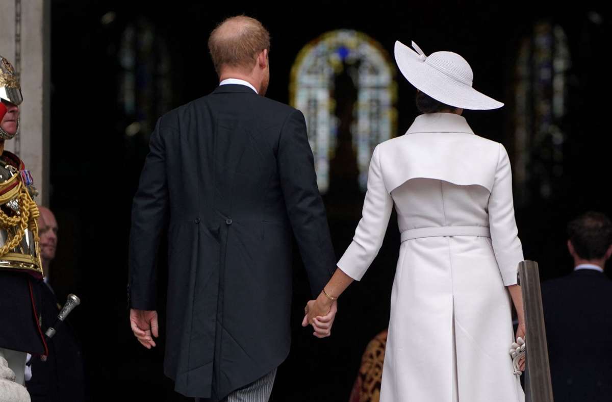 Prinz Harry und Herzogin Meghan auf dem Weg in die Kathedrale