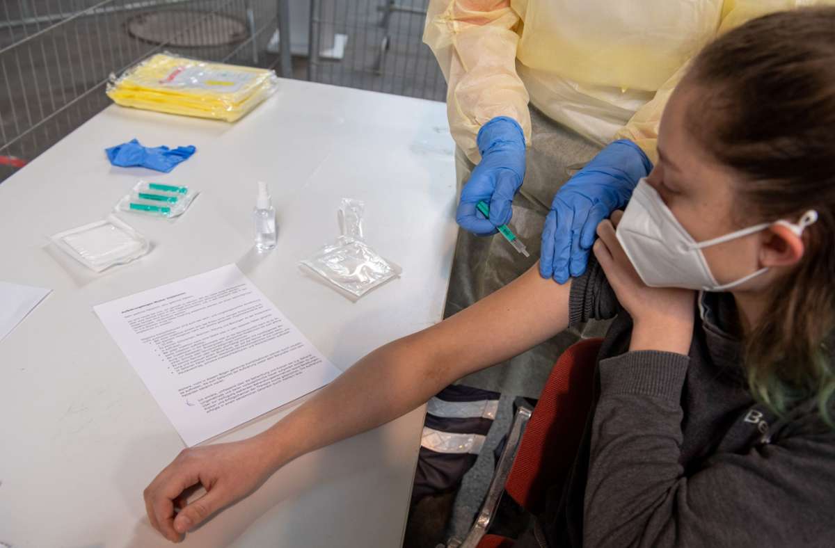 Corona-Pandemie in Stuttgart: Kommunales Impfzentrum an der Schleyer-Halle