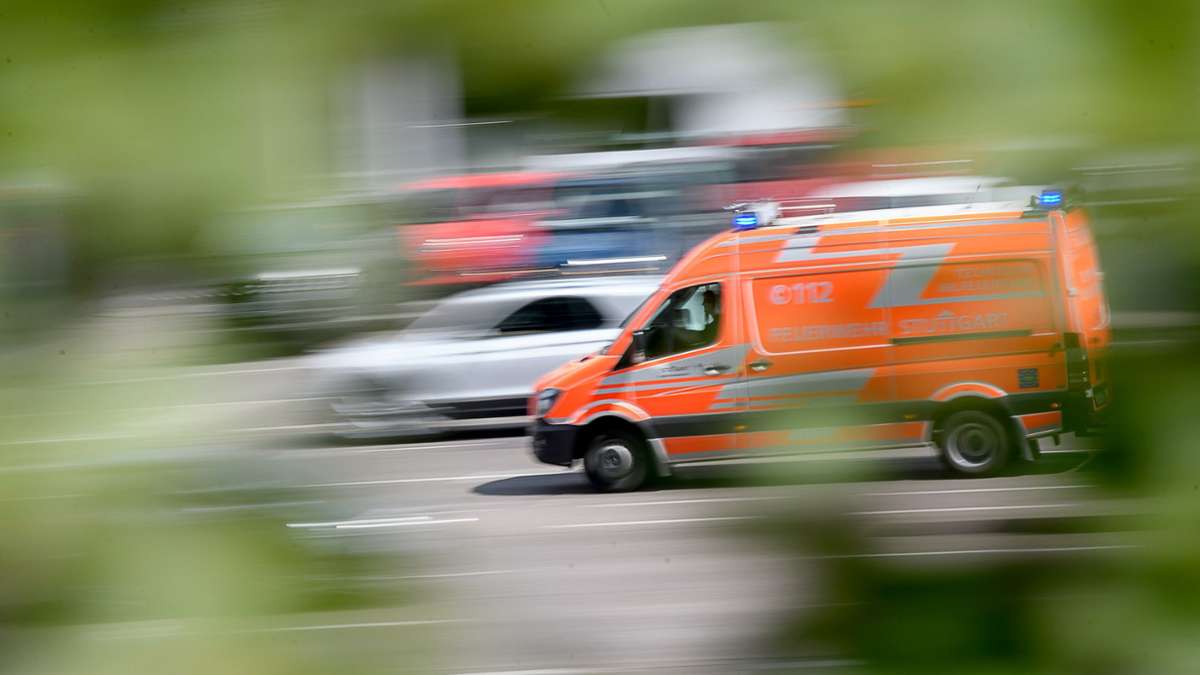 Bad Säckingen im Kreis Waldshut: Kleinbus kollidiert mit Radfahrer - 13-Jähriger schwer verletzt
