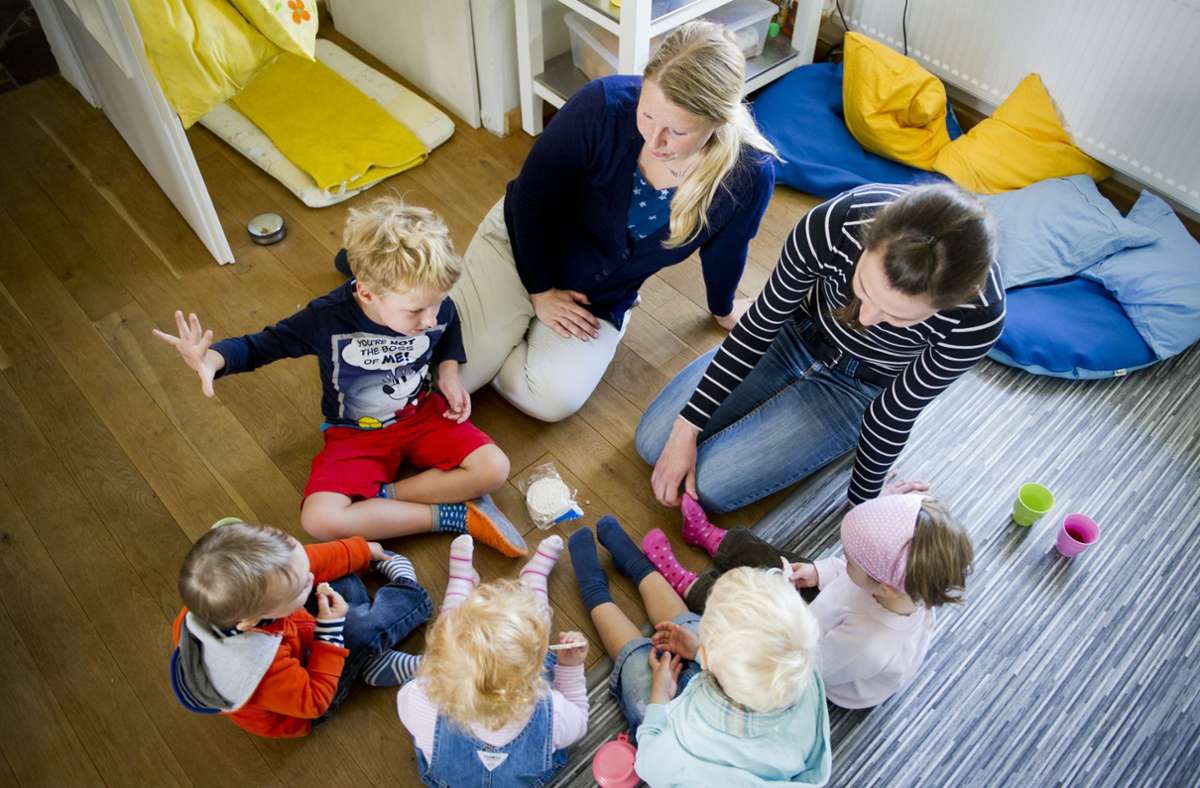 Kindertagespflege in Stuttgart: Stadt will auf einen Träger verzichten