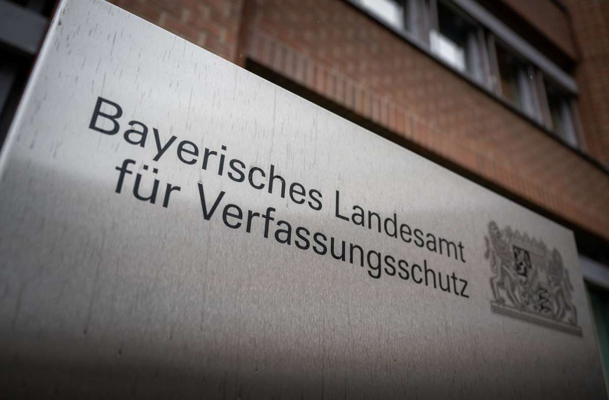 Das Urteil aus Karlsruhe weißt die Verfassungsschützer in die Schranken. Foto: dpa/Peter Kneffel