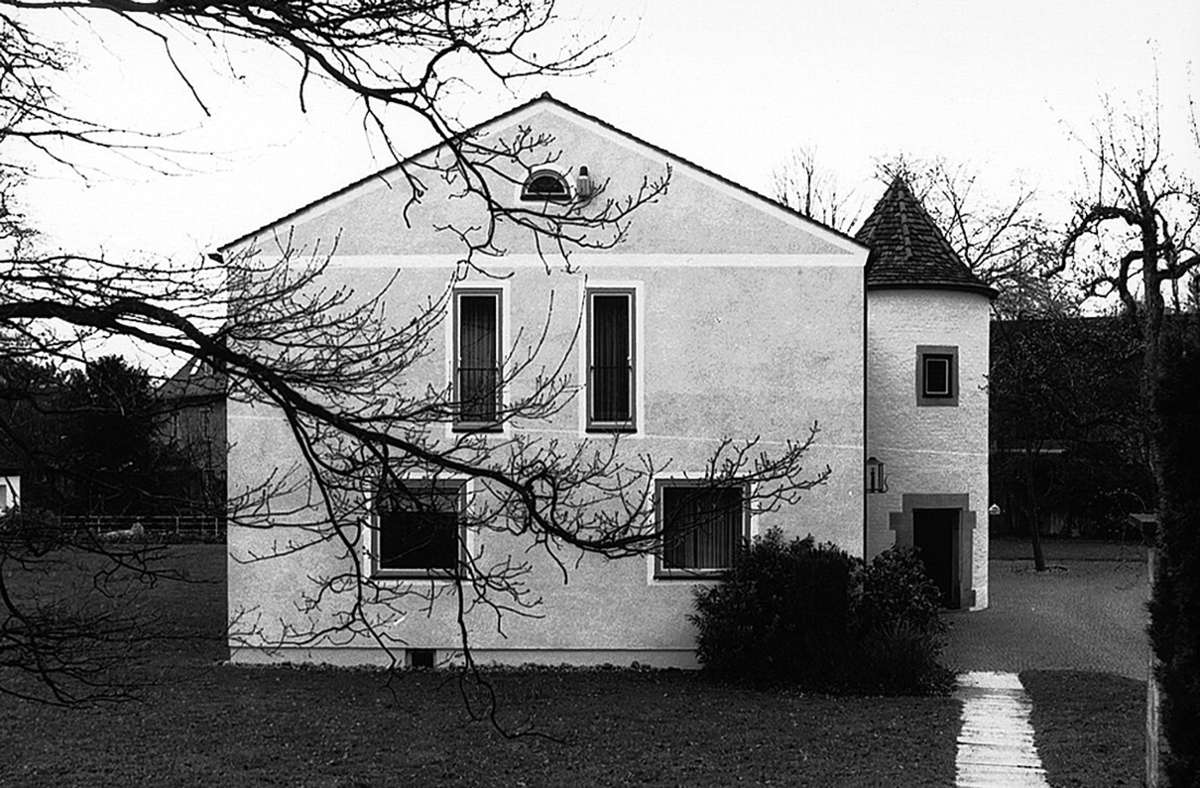 Die Schmitthenner-Villa in der Eduard-Pfeiffer-Straße unweit des Kriegsbergturms nach dem Umbau im Jahr 1962. So sieht das Gebäude heute noch aus.