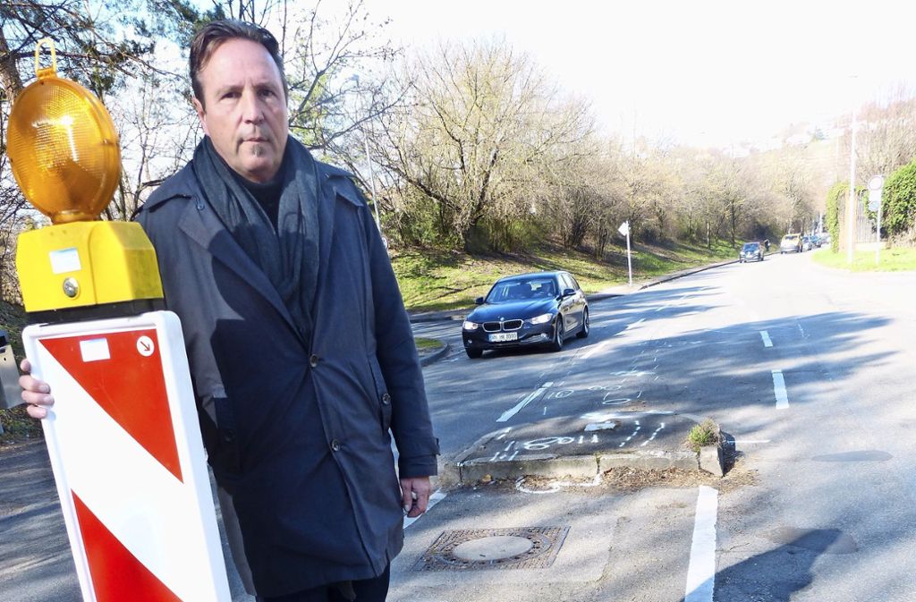 Anwohner fordern umgehend mehr Sicherheit am Brennpunkt Seeblickweg/Kochelseeweg: Hofen: Drei Unfalltote in fünf Jahren