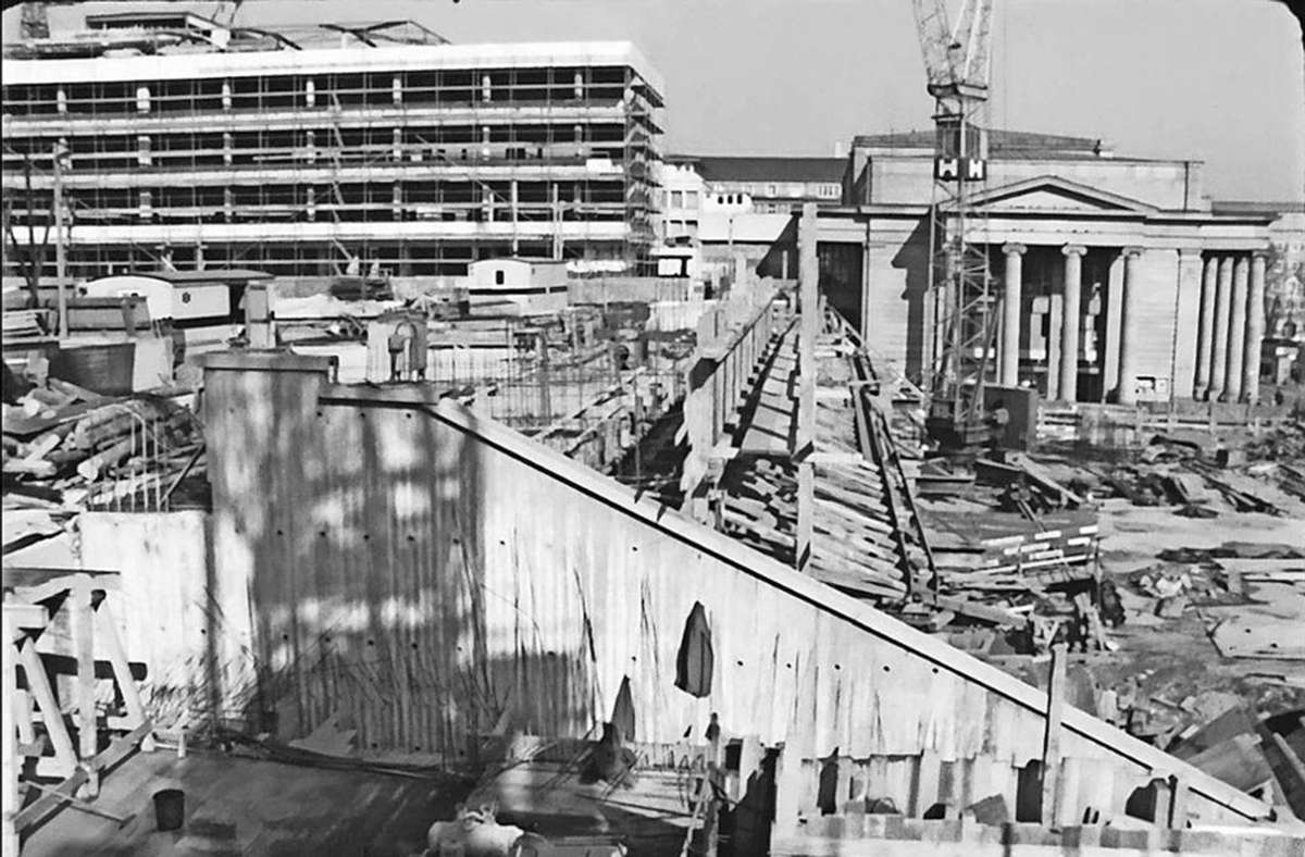 Baustellenfoto mit Blick auf den Königsbau im Jahr  1968.