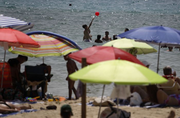 Mallorca: Junger Urlauber aus Deutschland am Strand gestorben