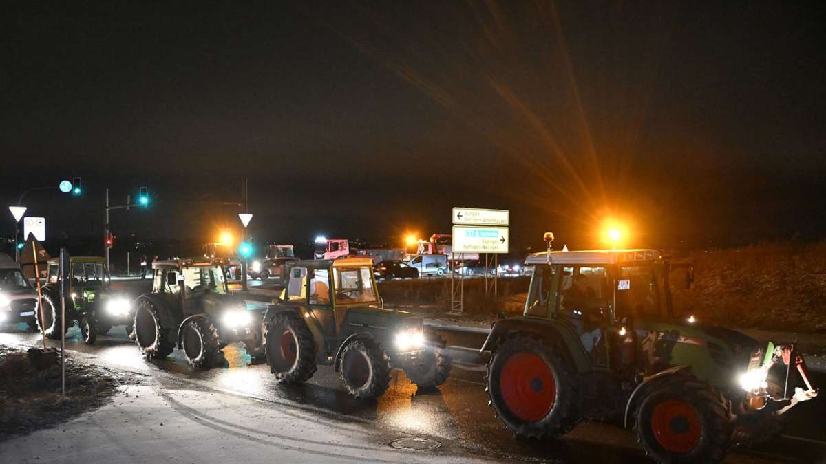 Bauernproteste: Landwirte behindern Verkehr in Dutzenden Landkreisen im Südwesten