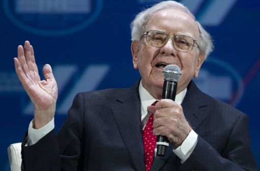 Warren Buffett hat die 100-Milliarden-Dollar-Grenze überschritten. Foto: dpa/Cliff Owen