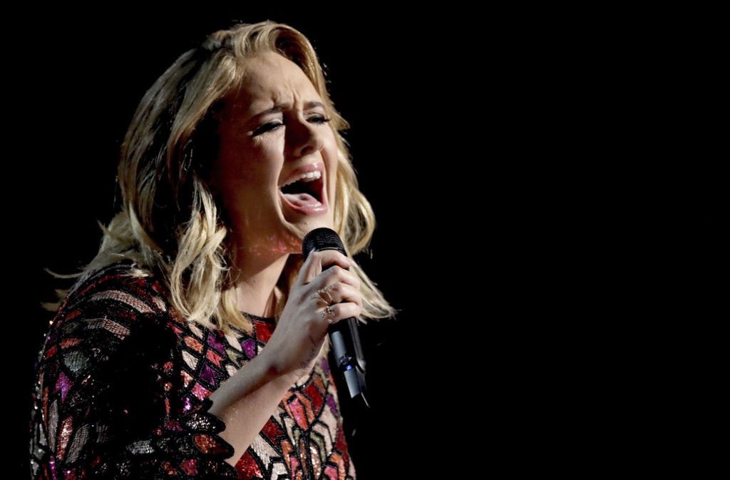 Adele deutlich dünner: Ihre Fans sorgen sich um ihre Stimme