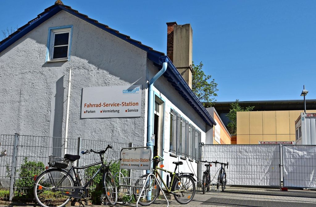 Bad CannstattBis Mitte des Jahres will Immobilien-Firma über deren Verbleib entscheiden: Zukunft der Fahrradstation ungewiss