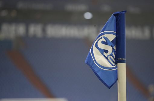 Beim FC Schalke 04 gibt es mehrere Coronafälle (Symbolbild). Foto: imago images/Jürgen Fromme