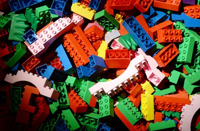 Lego: Spielwarenhersteller schenkt Schulen Steine mit Blindenschrift