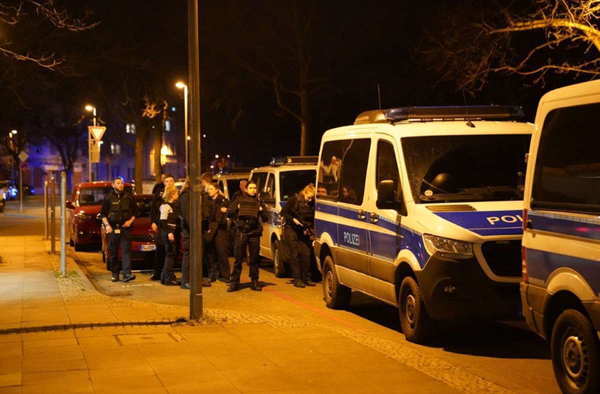 Schüsse vor Stuttgarter Shisha-Bar: Polizei schaltet Online-Portal für Hinweise aus Bevölkerung frei