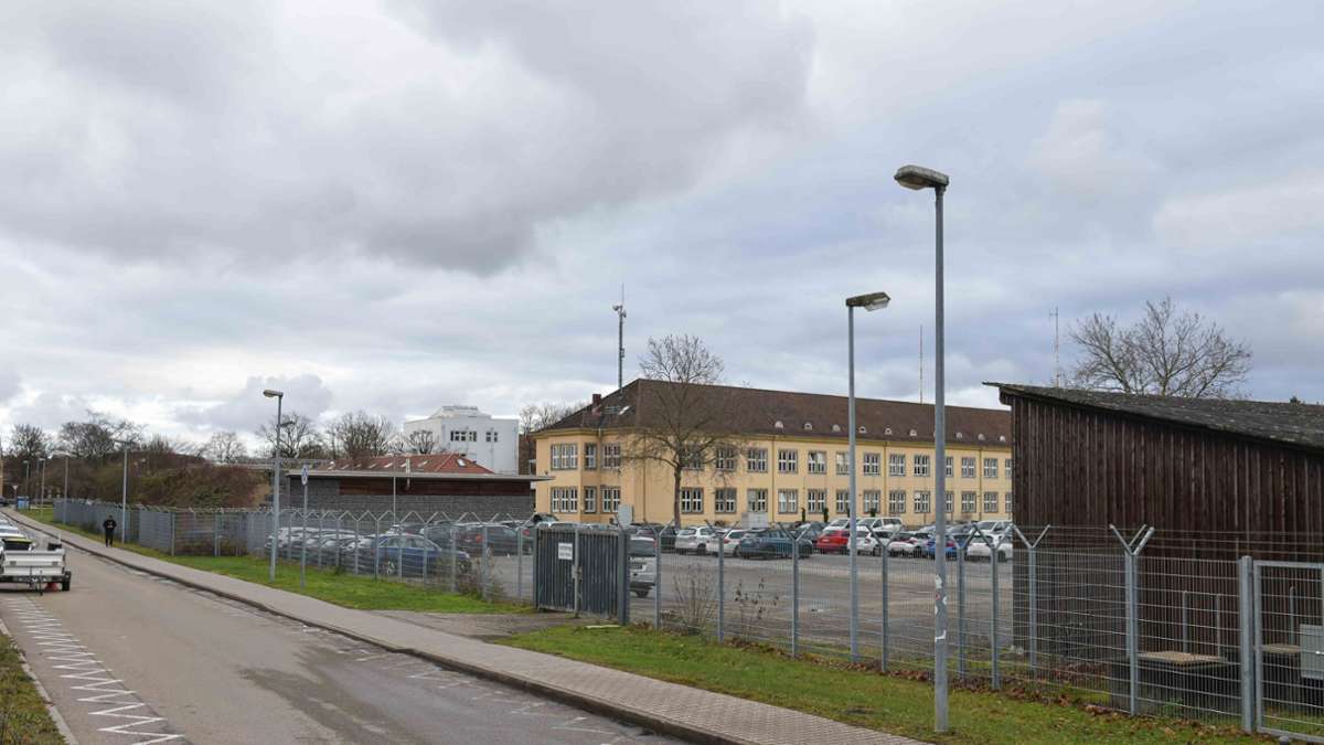Uni Stuttgart verteidigt Bauvorhaben: Ein Zuhause für Großroboter am Bau