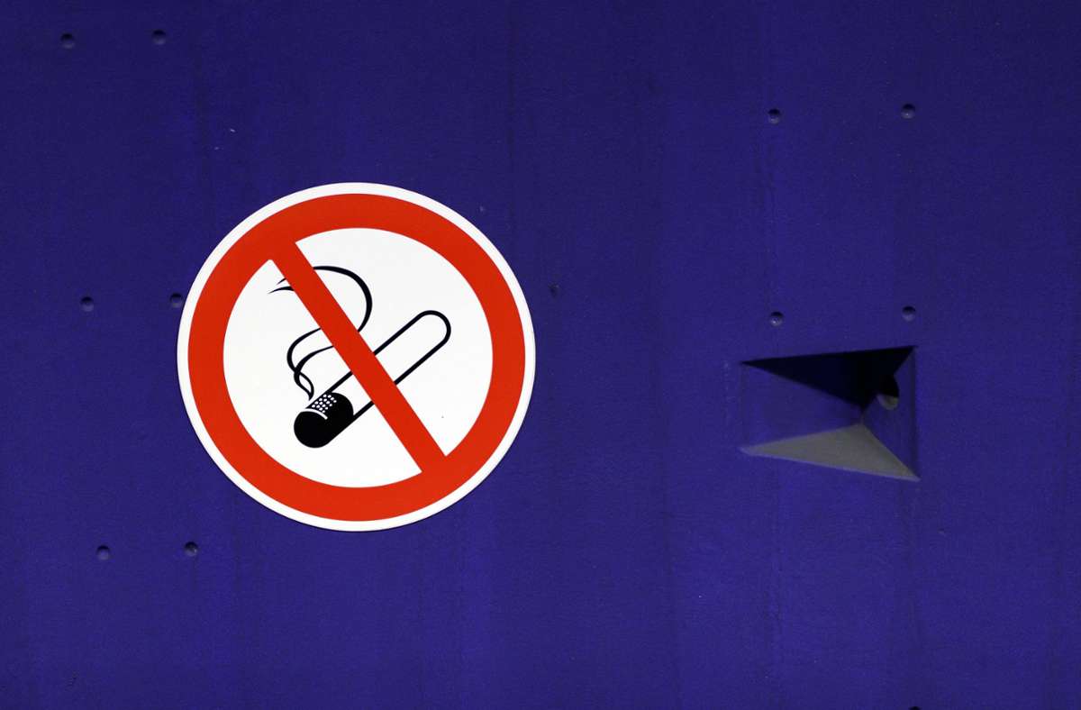 Andere Länder planen bereits Verbannung: Ist Deutschland reif für Rauchverbote in der Außengastronomie?